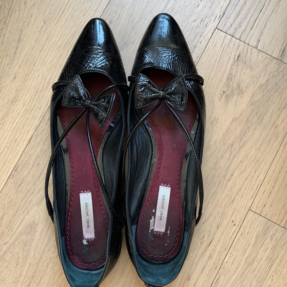 Black patent Marc Jacobs flats